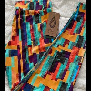 Dona Jo Workout Leggings BNWT